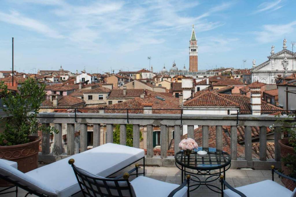 501-Junior_suite_superieure_Nolinski Venise_110_guillaume de laubier_Mai_2023